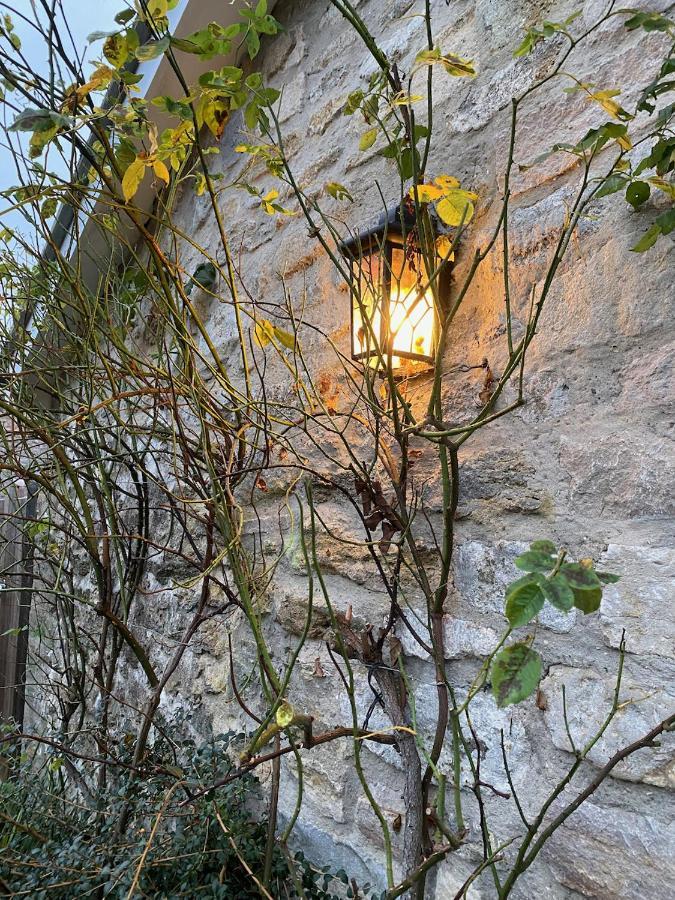 Norburton Hall *